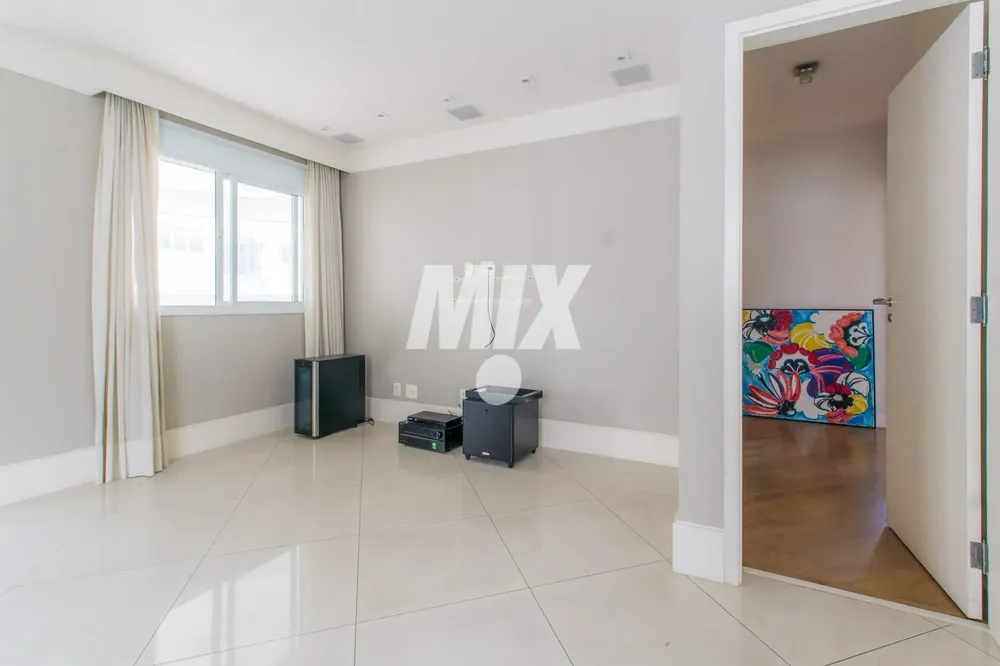 Apartamento, 3 quartos, 124 m² - Foto 1
