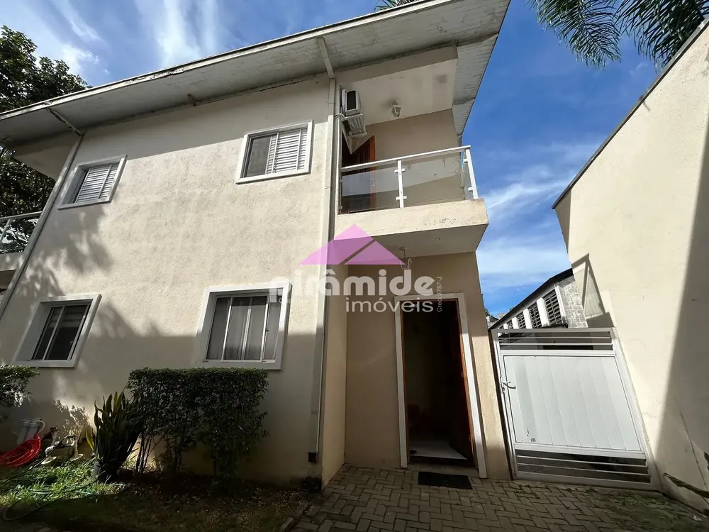 Casa, 3 quartos, 132 m² - Foto 1