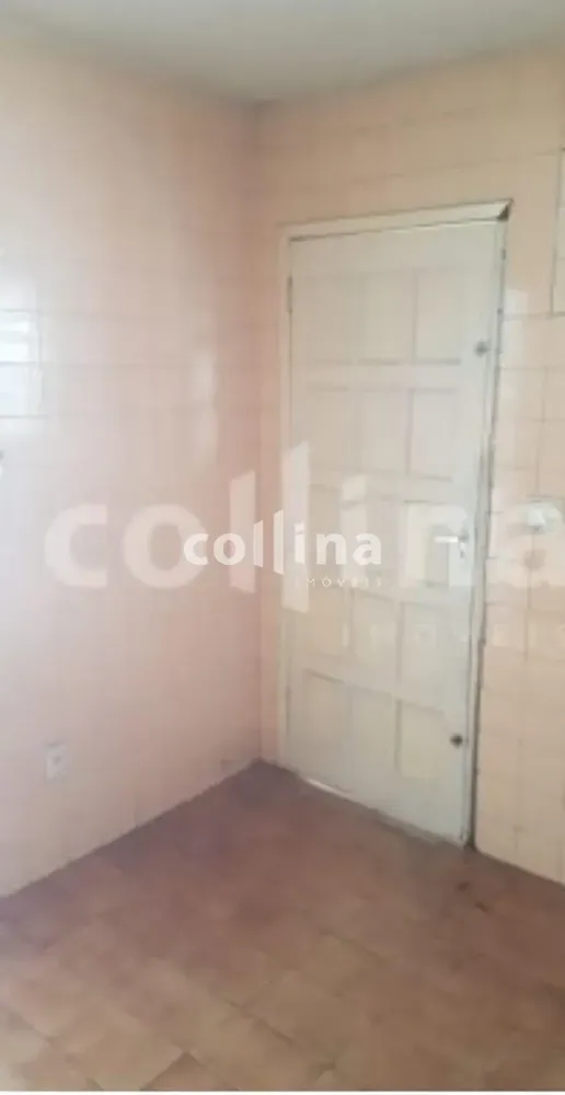 Casa, 2 quartos, 300 m² - Foto 4