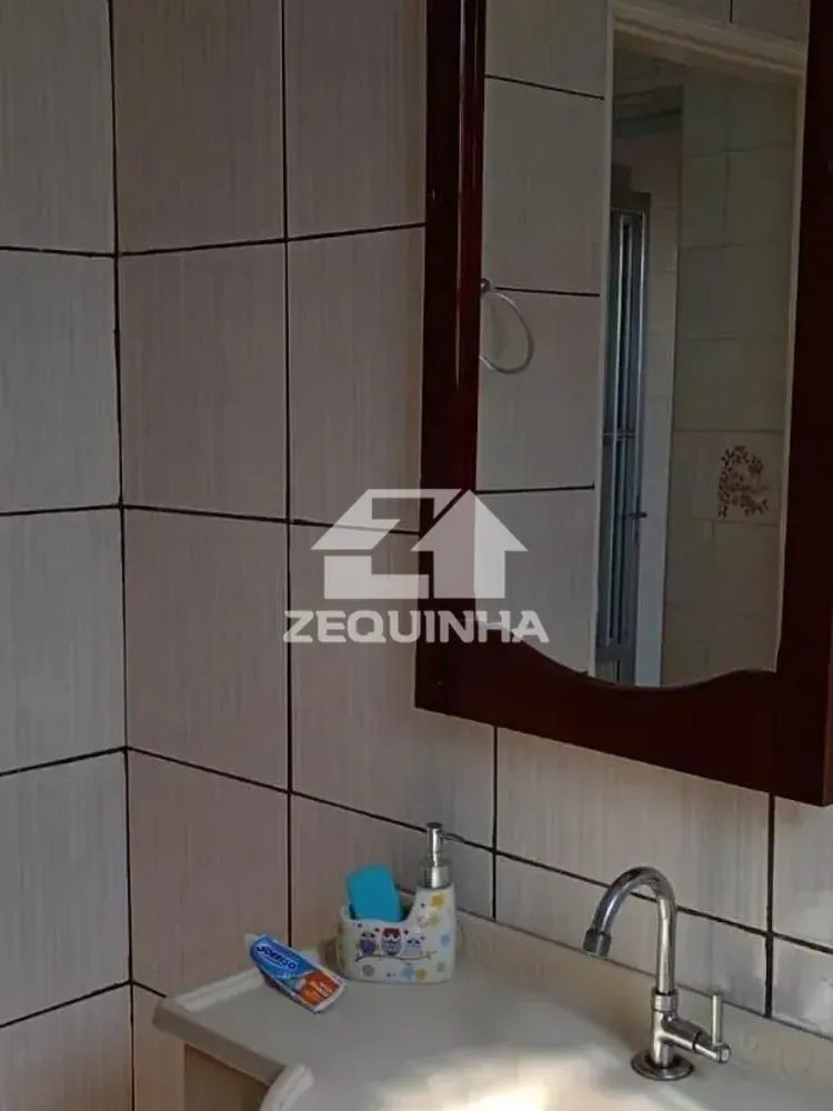 Casa, 4 quartos, 162 m² - Foto 1