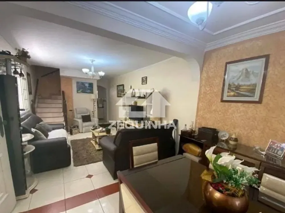 Casa, 3 quartos, 217 m² - Foto 2