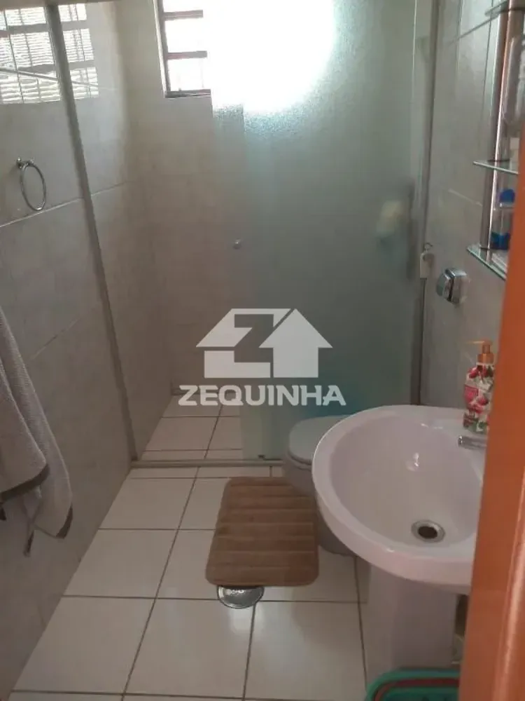 Casa, 3 quartos, 196 m² - Foto 4