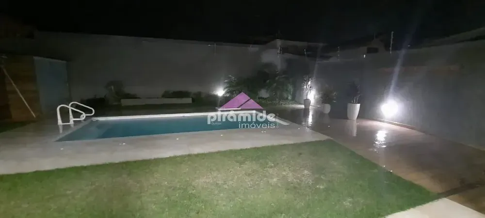 Casa, 4 quartos, 300 m² - Foto 1