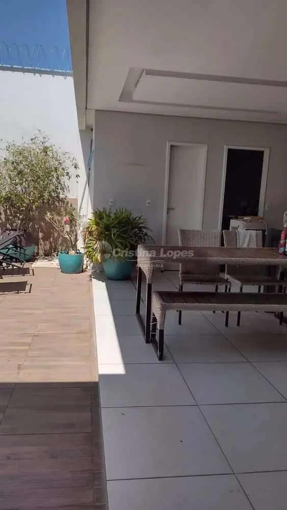 Casa, 3 quartos, 170 m² - Foto 2