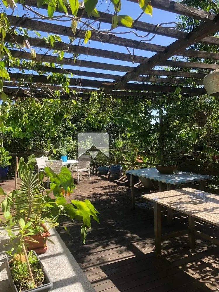 Casa, 4 quartos, 350 m² - Foto 1