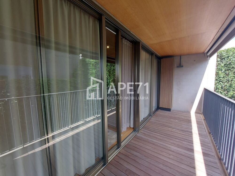 Apartamento à venda com 1 quarto, 44m² - Foto 2