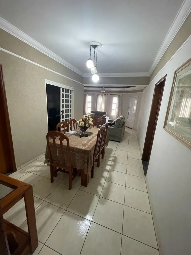 Casa, 3 quartos, 300 m² - Foto 8