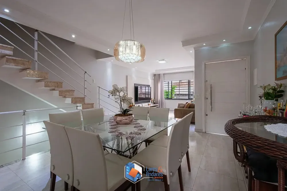 Sobrado, 3 quartos, 160 m² - Foto 1