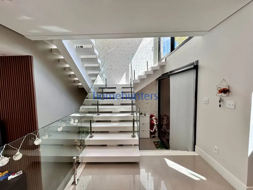 Casa, 4 quartos, 275 m² - Foto 2