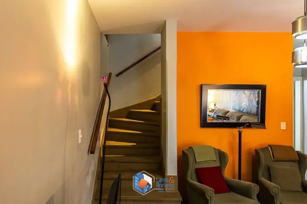 Casa, 5 quartos, 154 m² - Foto 1