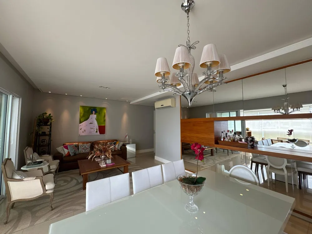 Apartamento, 3 quartos, 200 m² - Foto 2