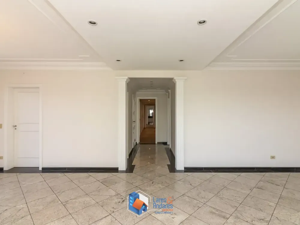 Apartamento, 3 quartos, 249 m² - Foto 2