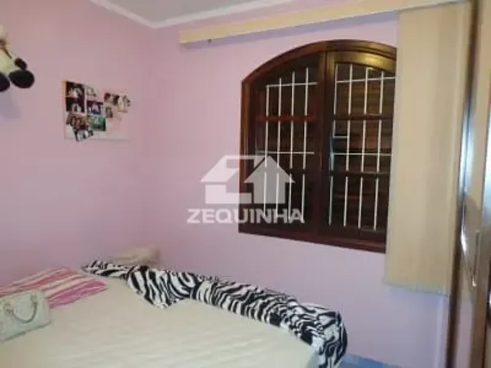 Casa, 3 quartos, 220 m² - Foto 2