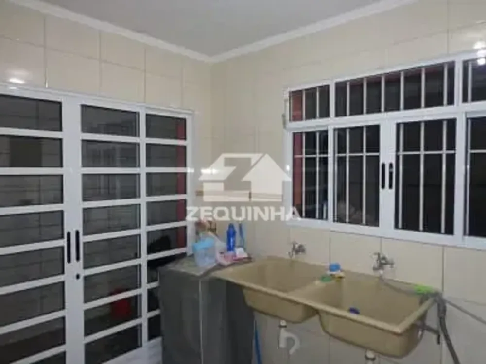 Casa, 3 quartos, 220 m² - Foto 4