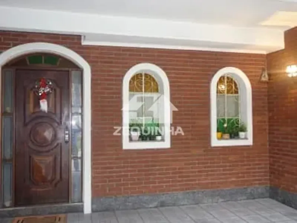 Casa, 3 quartos, 220 m² - Foto 1