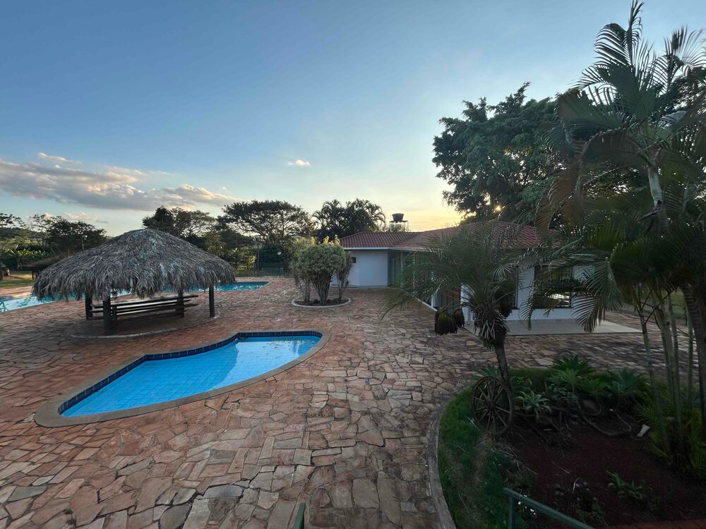 Chácara à venda com 4 quartos, 400m² - Foto 18