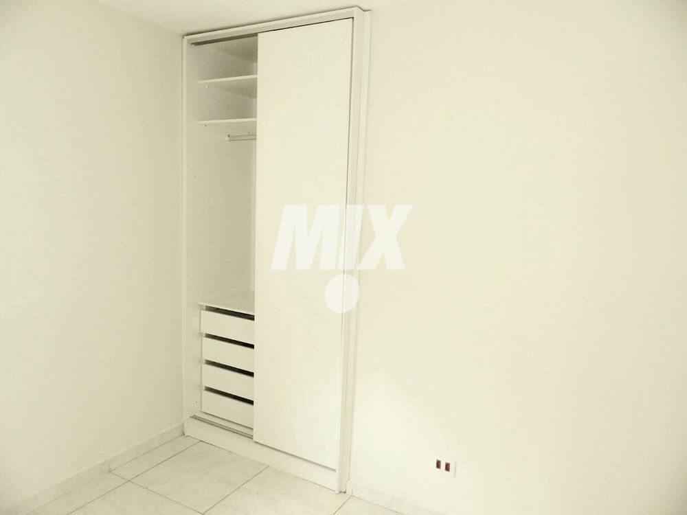 Apartamento à venda com 2 quartos, 68m² - Foto 17