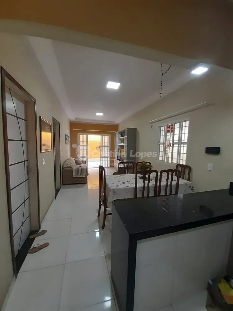 Casa, 3 quartos, 200 m² - Foto 2