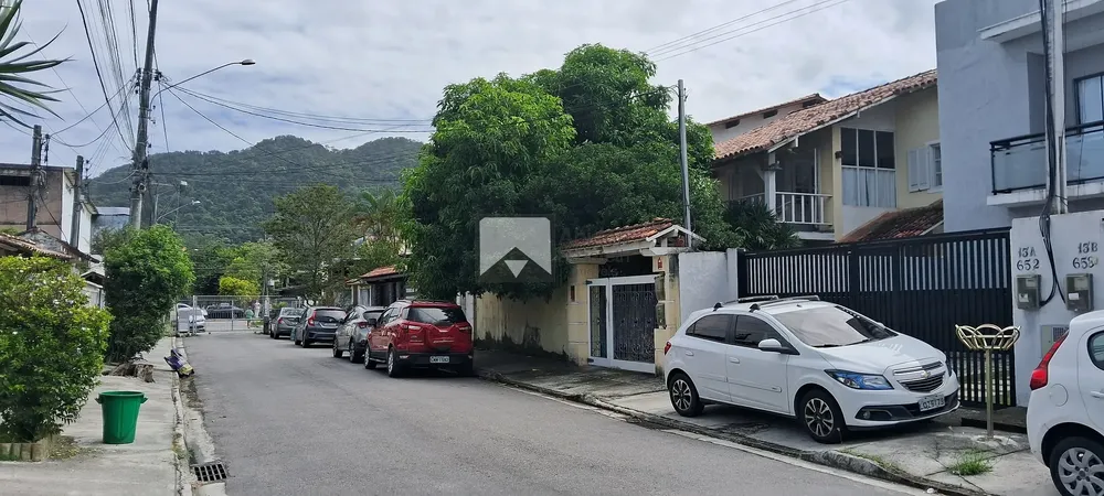 Terreno, 180 m² - Foto 1