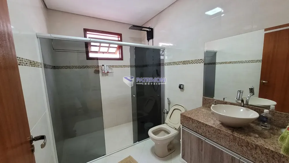 Casa, 4 quartos, 291 m² - Foto 2