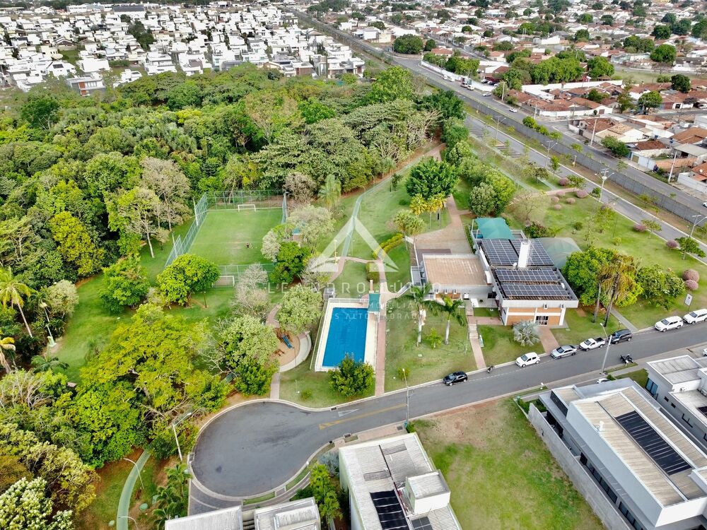 Casa à venda com 4 quartos, 284m² - Foto 5