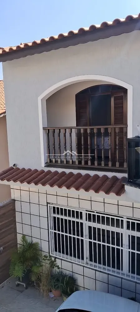 Sobrado, 6 quartos, 210 m² - Foto 2