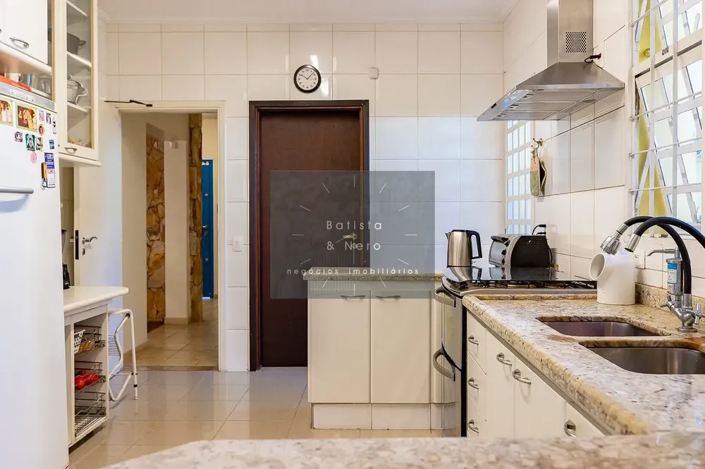 Sobrado, 4 quartos, 351 m² - Foto 2