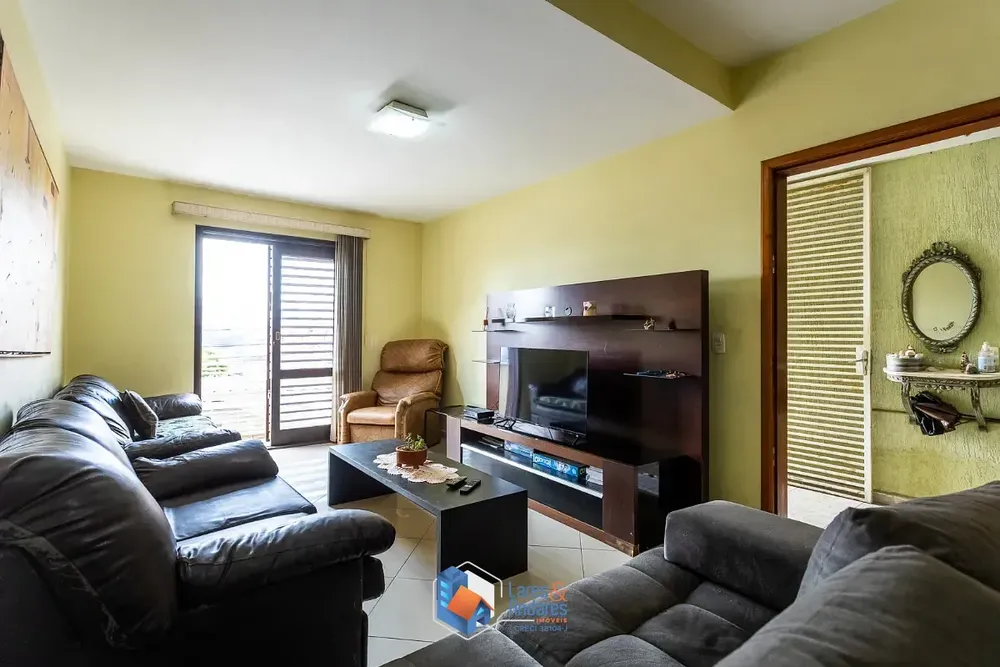 Casa, 4 quartos, 210 m² - Foto 3