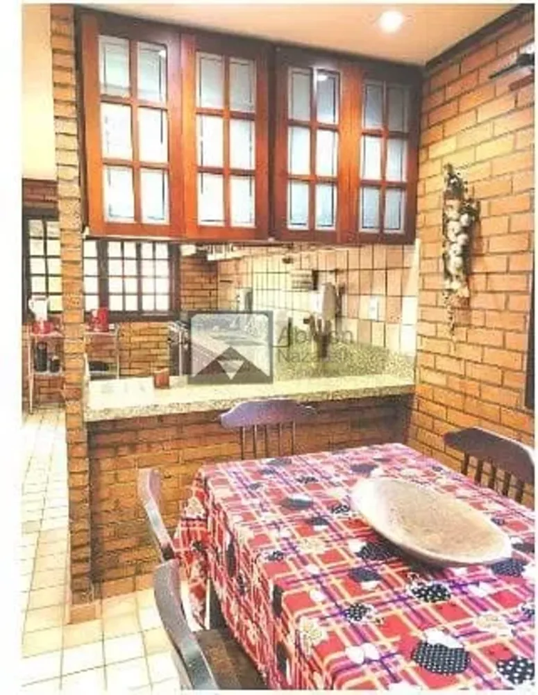Casa, 3 quartos, 300 m² - Foto 2