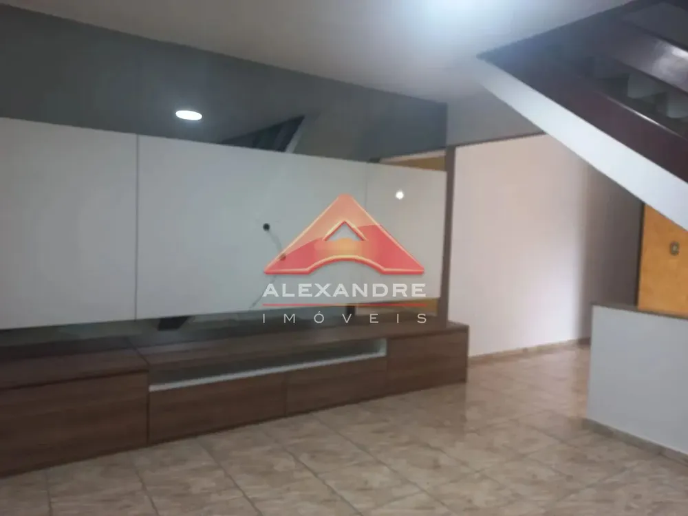 Casa, 3 quartos, 110 m² - Foto 1