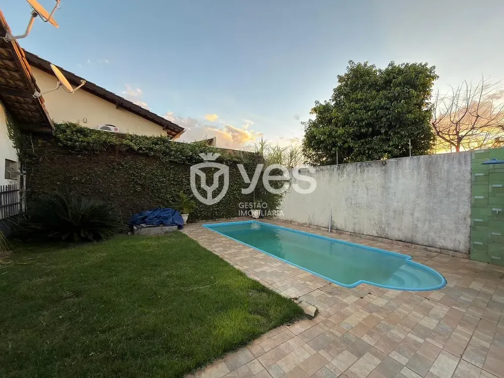 Casa, 2 quartos, 300 m² - Foto 1