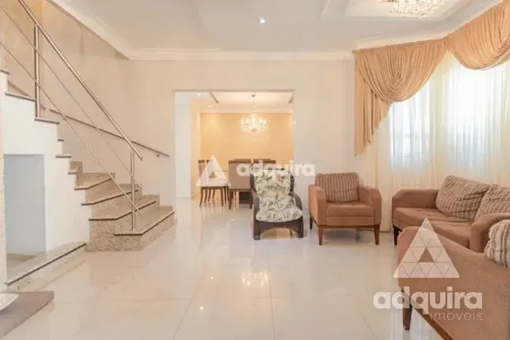 Sobrado, 4 quartos, 371 m² - Foto 2