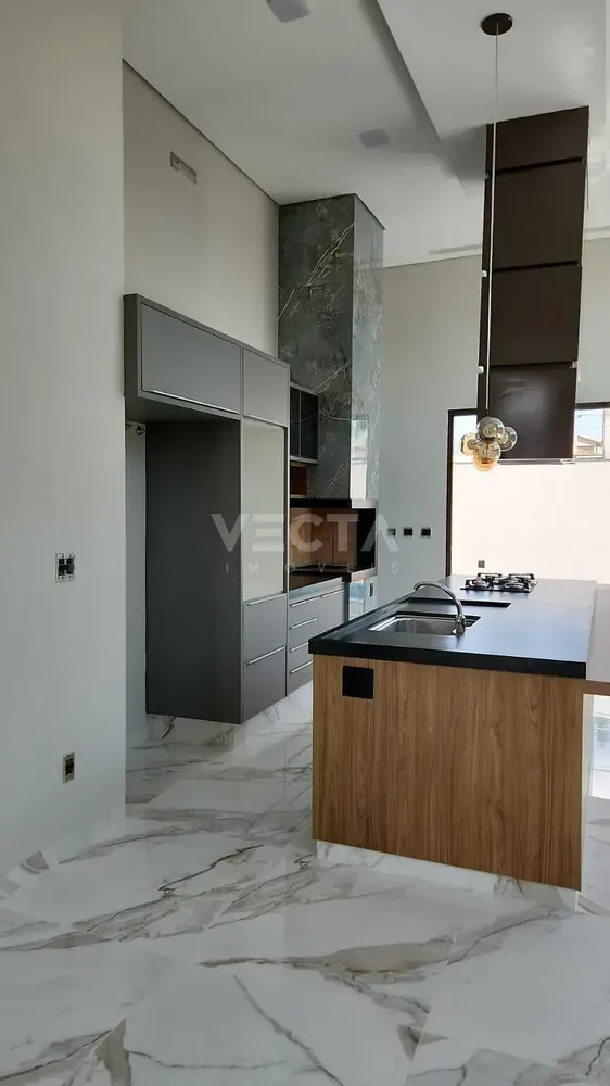 Casa, 3 quartos, 199 m² - Foto 1