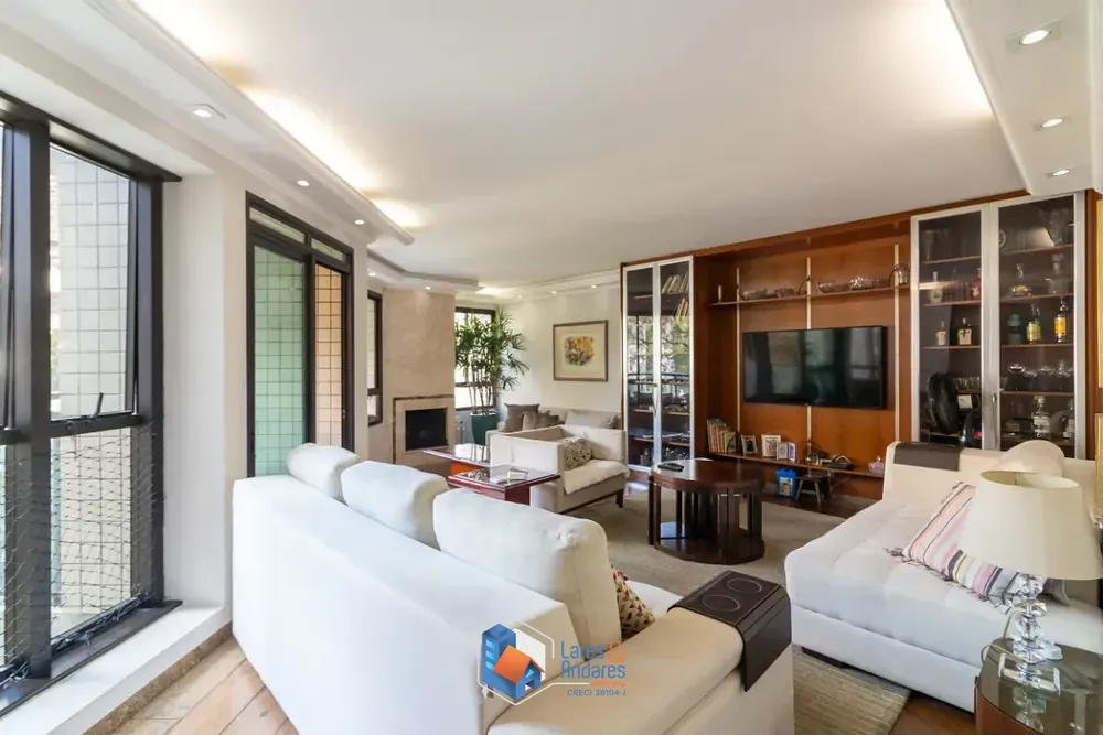 Apartamento, 3 quartos, 184 m² - Foto 2