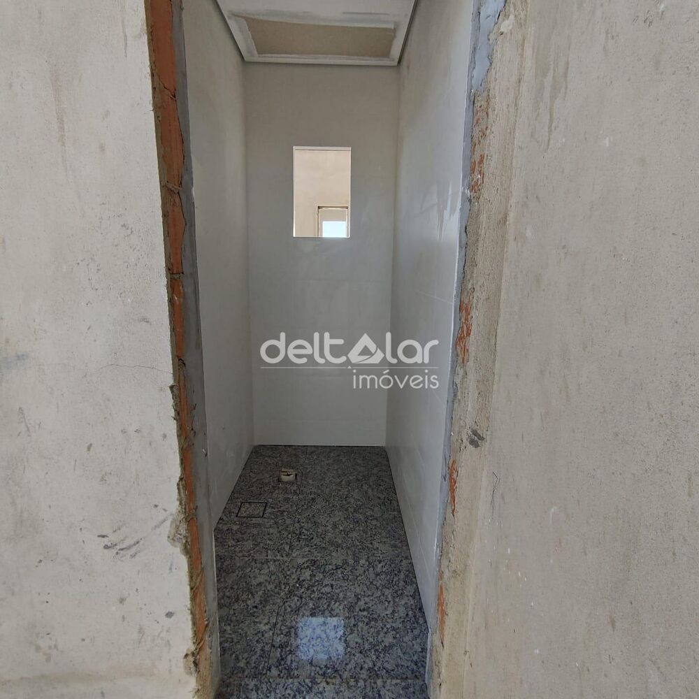 Cobertura à venda com 3 quartos, 160m² - Foto 4