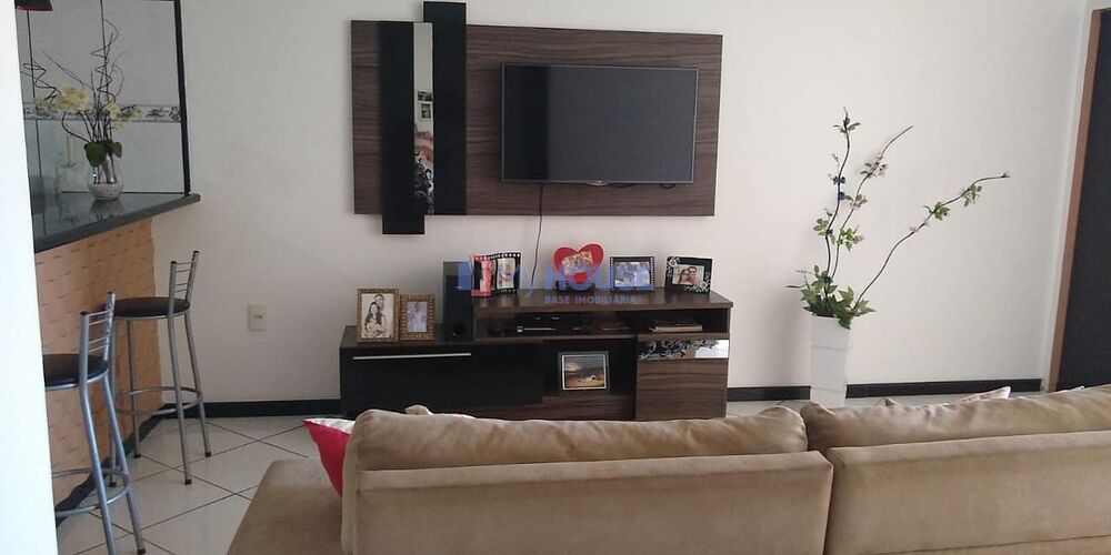 Apartamento à venda com 7 quartos, 230m² - Foto 32