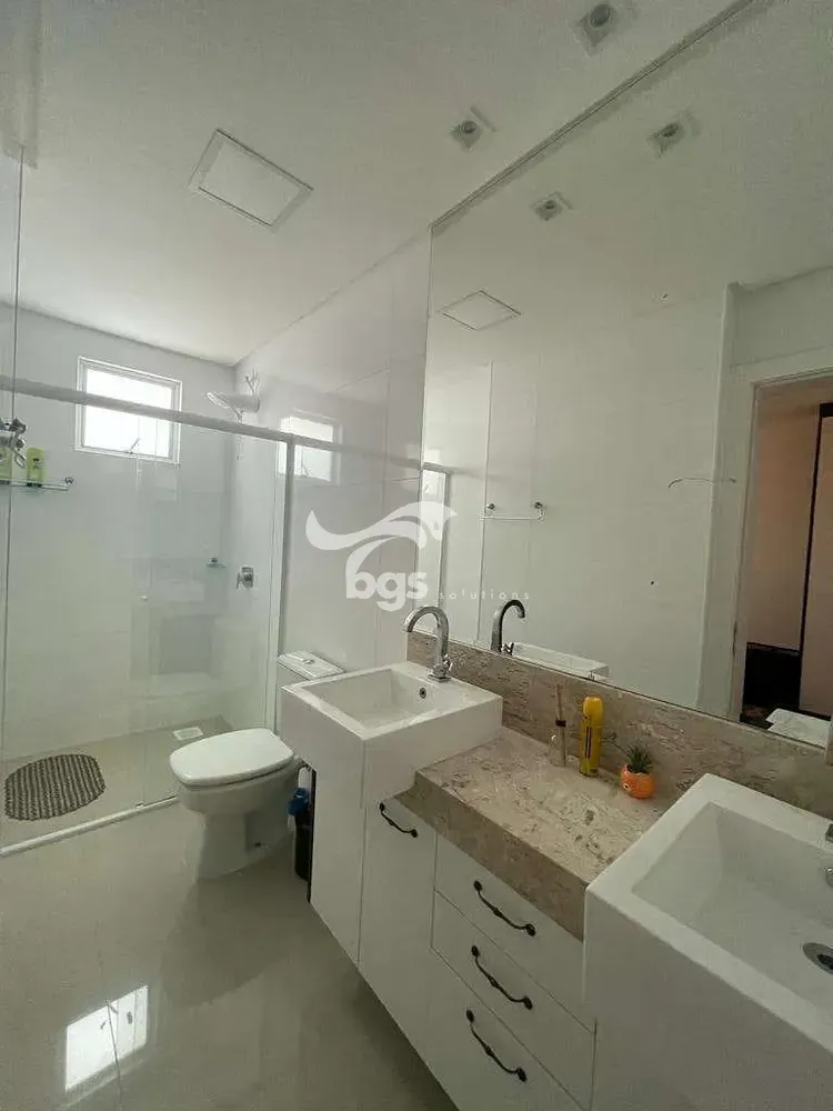 Apartamento, 3 quartos, 170 m² - Foto 2