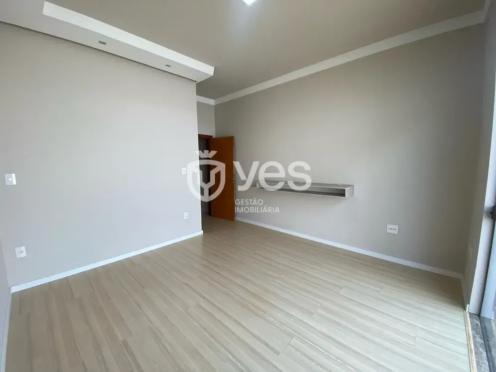 Casa, 3 quartos, 200 m² - Foto 4