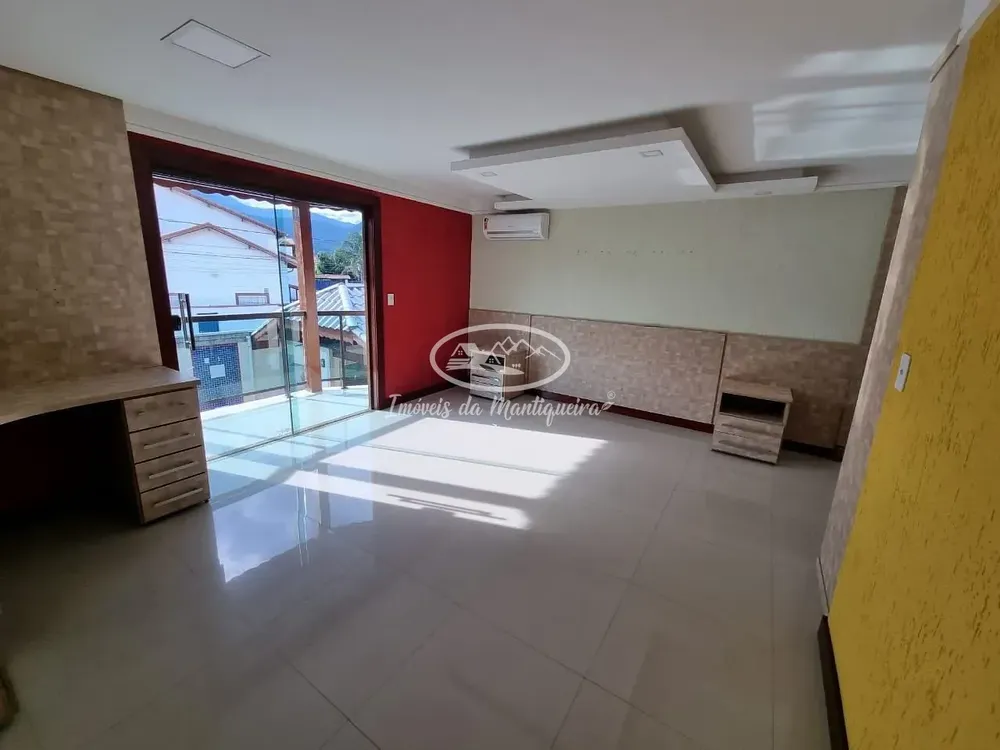Casa, 3 quartos, 238 m² - Foto 28