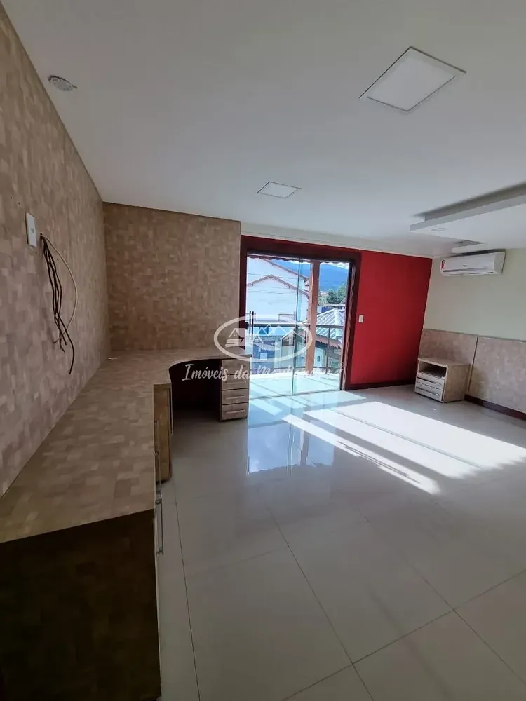 Casa, 3 quartos, 238 m² - Foto 17