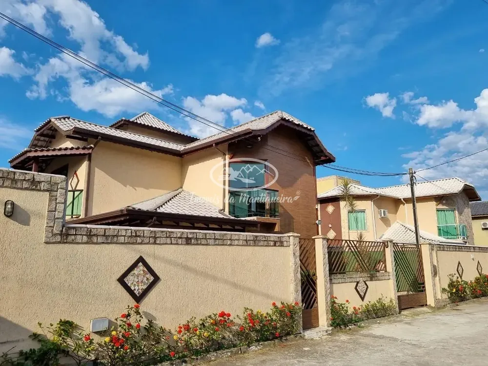 Casa, 3 quartos, 238 m² - Foto 1