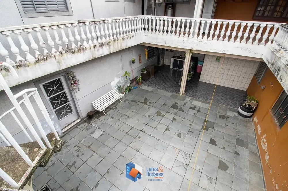 Sobrado, 3 quartos, 338 m² - Foto 2