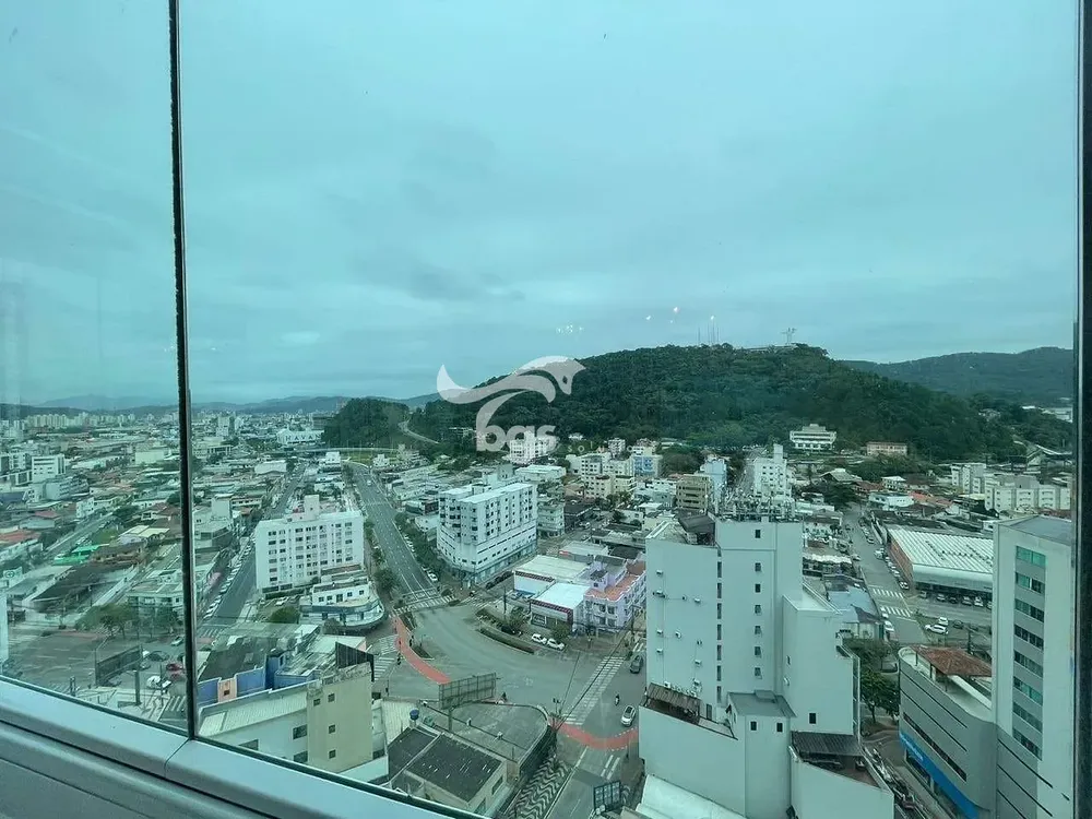 Apartamento, 3 quartos, 135 m² - Foto 2