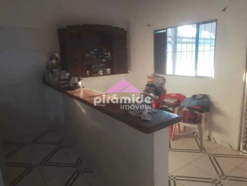 Casa, 3 quartos, 200 m² - Foto 1
