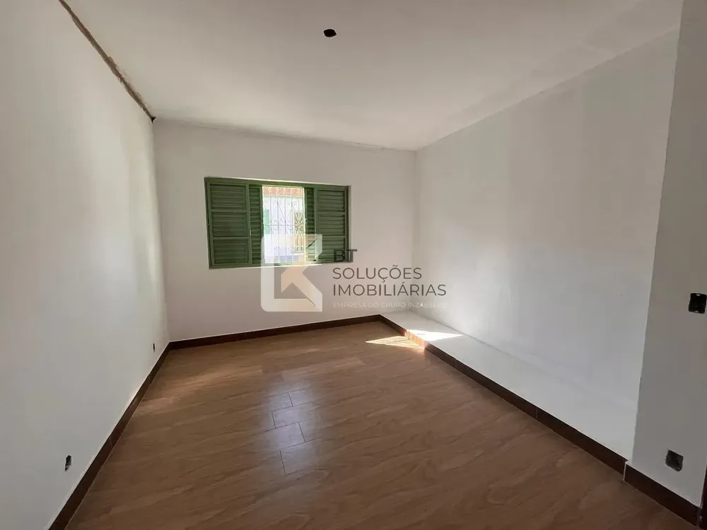 Casa, 4 quartos, 370 m² - Foto 2
