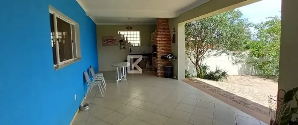 Chácara, 3 quartos, 1000 m² - Foto 1