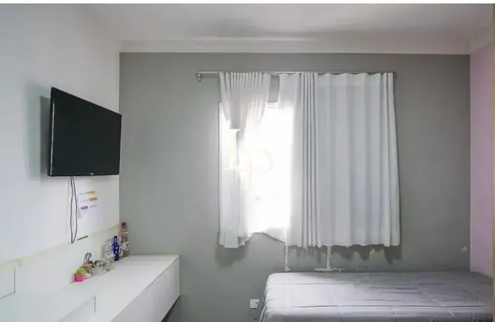 Apartamento, 3 quartos, 220 m² - Foto 1