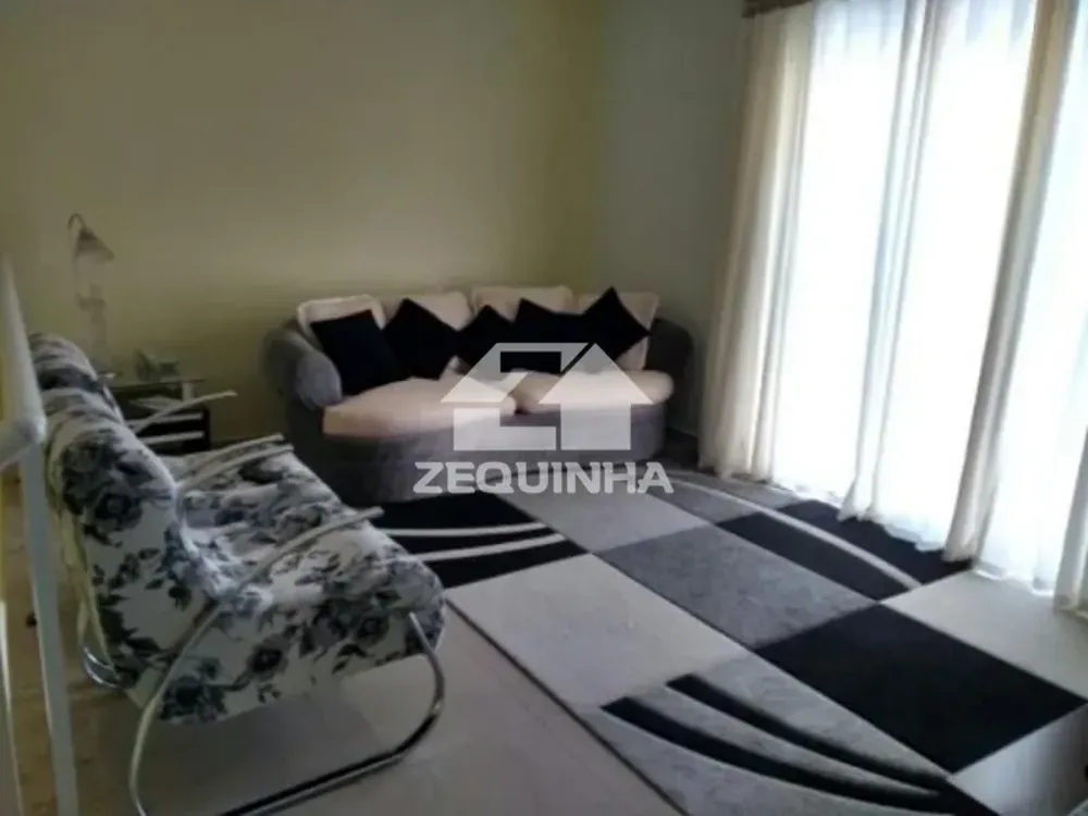 Casa, 3 quartos, 270 m² - Foto 1
