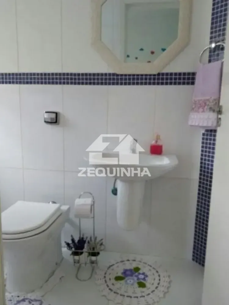 Casa, 3 quartos, 270 m² - Foto 4