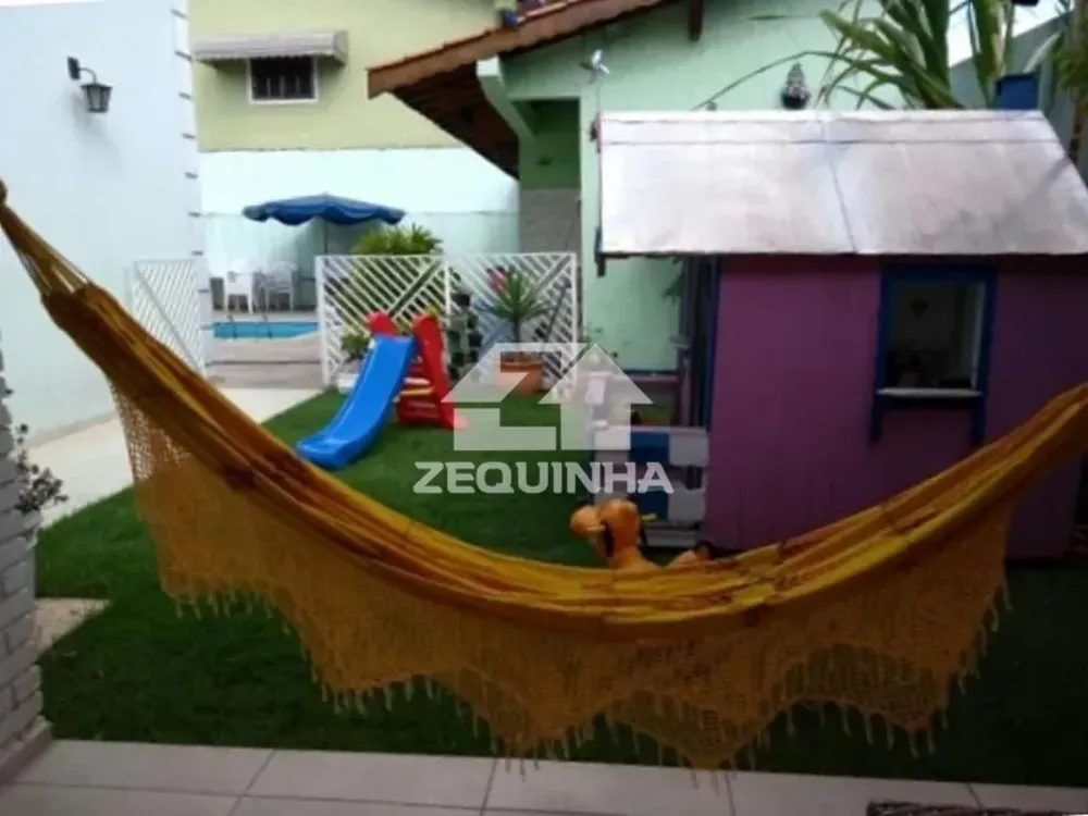 Casa, 3 quartos, 270 m² - Foto 8